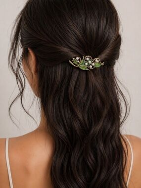 Vintage Gold Leaf Hair Barrette with Pearl Accents